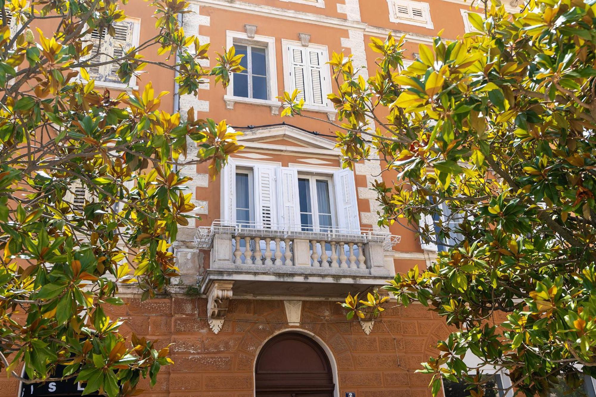 Romeo And Juliet Apartment With Balcony And Sea View Poreč Exterior foto